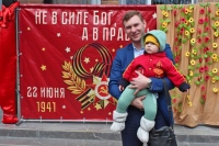 Военные песни зазвучали возле хабаровского храма