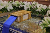 В канун праздника Успения Божией Матери митрополит Артемий совершил всенощное бдение в кафедральном соборе Хабаровска