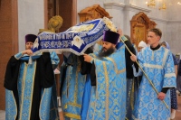 Митрополит Артемий возглавил Богослужение с чином Погребения Пресвятой Богородицы
