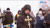«Призвать помощь Божью»: православные Хабаровского края прошли крестным ходом по льду Амура