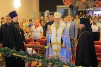 Митрополит Артемий поздравил с Рождеством Христовым подопечных Центра для людей с ментальными нарушениями