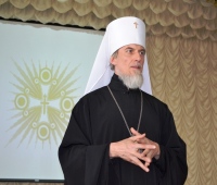 Правящий архиерей посетил школу в селе Казакевичево
