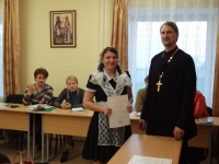 Прихожане хабаровских храмов стали первыми выпускниками школы добровольцев помощи тяжелым онкологическим больным