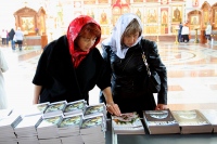 Акция по раздаче Евангелия продлится до Пятидесятницы