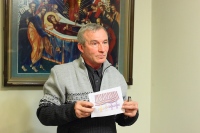О наградах и не только: «Урок мужества» в приходском клубе для многодетных семей