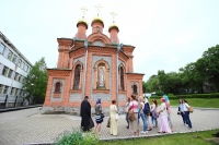 Будущие архитекторы посетили с экскурсией храмы на «трех сопках»