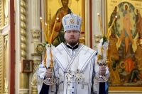 В праздник Рождества Пресвятой Богородицы митрополит Владимир совершил Божественную литургию в Спасо-Преображенском кафедральном соборе