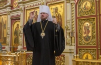 В Неделю 17-ю по Пятидесятнице митрополит Владимир совершил Божественную литургию в Спасо-Преображенском кафедральном соборе
