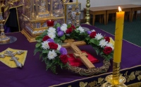 Глава Приамурской митрополии возглавил всенощное бдение с чином Воздвижения Креста в Спасо-Преображенском кафедральном соборе