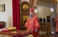 Митрополит Артемий совершил Божественную литургию в день памяти апостола и евангелиста Марка