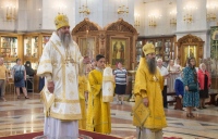 В канун Недели всех Святых митрополит Артемий совершил всенощное бдение в кафедральном соборе