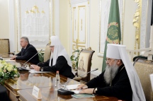 Встреча Святейшего Патриарха Кирилла с архиереями Дальнего Востока и представителем Президента РФ в Дальневосточном федеральном округе. 27 ноября 2012 г.