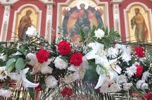 Фоторепортаж: пасхальные убранства хабаровских храмов