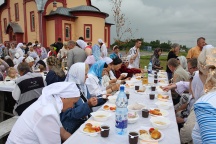 Празднование памяти св.ап.Петра и Павла в Петропавловском женском монастыре Хабаровской епархии. 12 июля 2011г