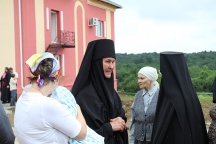 Празднование памяти св.ап.Петра и Павла в Петропавловском женском монастыре Хабаровской епархии. 12 июля 2011г