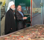 Глава Приамурской митрополии поздравил выпускников Хабаровского центра профессиональной подготовки УМВД. 16 декабря 2011 г.