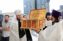 Встреча ковчега с мощами новомучеников и всенощное бдение в Спасо-Преображенском соборе 18 августа 2017 г.