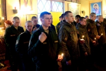 Божественная литургия в храме святого великомученика Димитрия Солунского в селе Князе-Волконское 08 ноября 2017 г.