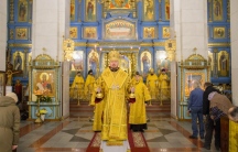 Божественная литургия в Градо-Хабаровском соборе Успения Божией Матери 13 декабря 2018 г.